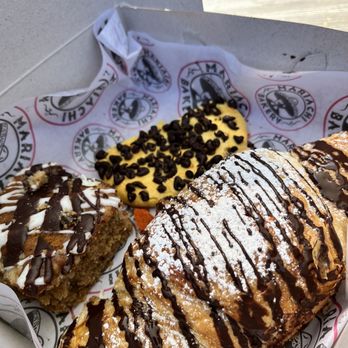 Mariachi Bakery - Mocha crumb cake, chocolate croissant, and chocolate chip cookie - Bakeries Near Me - Norwalk, California