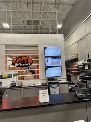 Best Buy by null