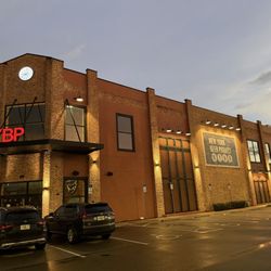 New York Beer Project - Winter Garden - The building; live the clock