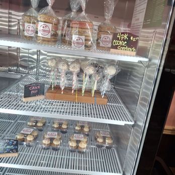 Smallcakes Decadent Coffee - Cookie sandwiches....and even PUPcakes! - Cupcakes Near Me - Modesto, California Smallcakes Decadent Coffee - Cookie sandwiches....and even PUPcakes! - Cupcakes Near Me - Modesto, California