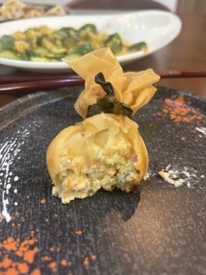 Gu's Noodle House by null