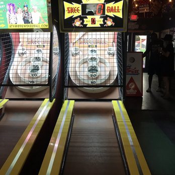Full Circle Bar - Free skee ball until 9PM - Bars Near Me - Austin, Texas
