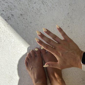 Biscayne Nail & Beauty Bar - Waxing Near Me - Miami, Florida