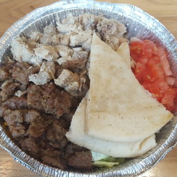 The Halal Guys - Small combination platter - Halal Near Me - Chicago, Illinois
