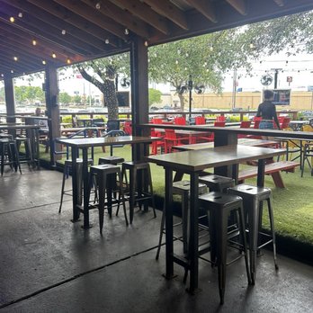 Bedford Ice House - Outdoor area - Music Venues Near Me - Bedford, Texas Bedford Ice House - Outdoor area - Music Venues Near Me - Bedford, Texas