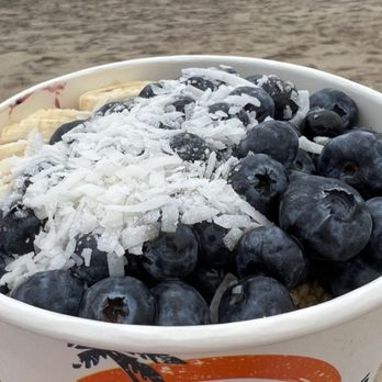 Paradise Bowls - Peanut butter pipeline - medium - Juice Bars & Smoothies Near Me - Manhattan Beach, California Paradise Bowls - Peanut butter pipeline - medium - Juice Bars & Smoothies Near Me - Manhattan Beach, California