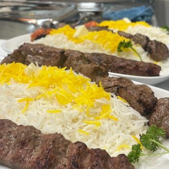 Maman Joon Kitchen Tysons - Combo 1 (Soltani) - Persian/Iranian Near Me - Tysons, Virginia