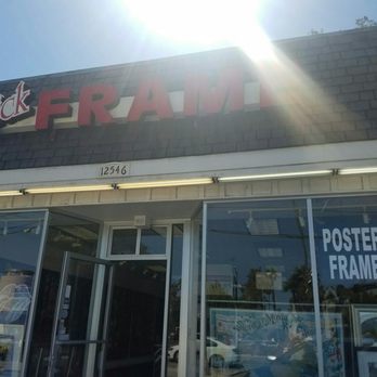 Quick Art Frame - Front of the store - Framing Near Me - Studio City, California