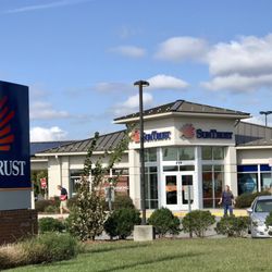 Sun Trust Bank