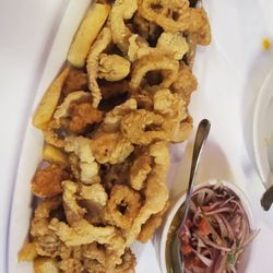 Farolito Peruvian Cuisine - Massive portion of Jalea Mixto. Probably enough for 4.