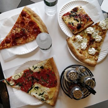 Williamsburg Pizza - Pizza Near Me - New York, New York Williamsburg Pizza - Pizza Near Me - New York, New York