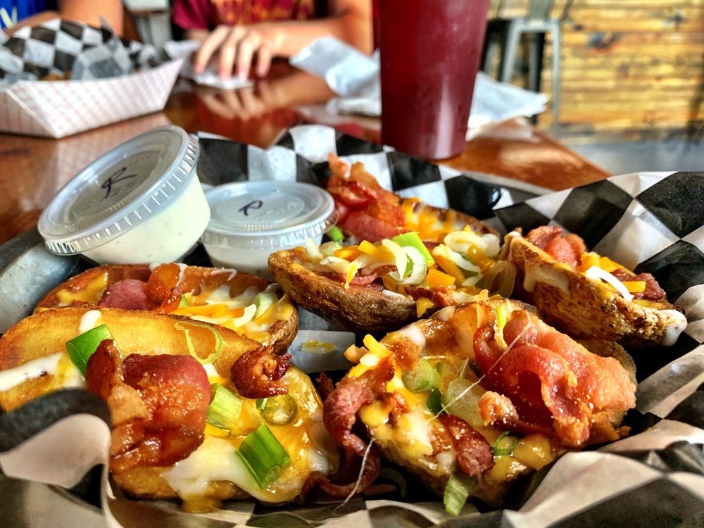 PIXLEY’S PUB AND GRILL Updated July 2024 11 Photos 20 W Business