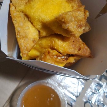 Lucky Dragon Restaurant - Ate a few, small size. $8 something . Great :) - Chinese Near Me - Lynn, Massachusetts Lucky Dragon Restaurant - Ate a few, small size. $8 something . Great :) - Chinese Near Me - Lynn, Massachusetts