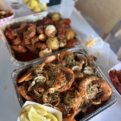 Boil Daddy - Just like I said, looks good on pic but taste like S...... bubba Gump in Anaheim would've been better than this. Smh