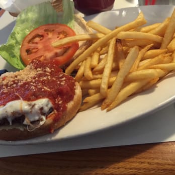 Bravo Restaurant - Italian Near Me - Aiea, Hawaii
