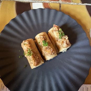 Madrina Bar y Tapas - Tapas Bars Near Me - Toronto, Ontario Madrina Bar y Tapas - Tapas Bars Near Me - Toronto, Ontario