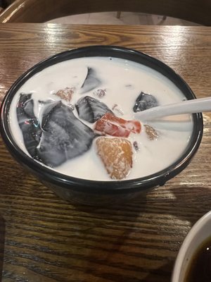 Western Yunnan Crossing Bridge Noodle by null