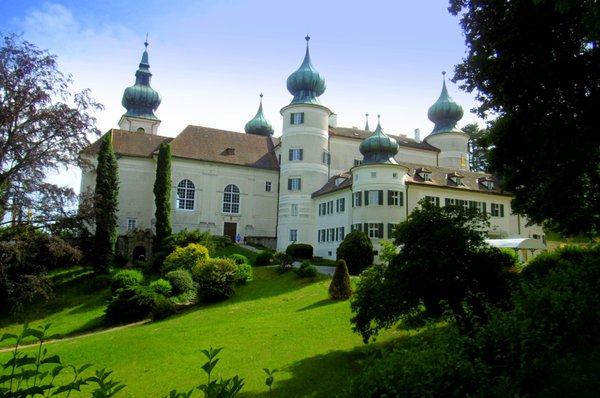 Schloss Artstetten by null