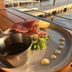 Edgewater 122 - Tuna appetizer