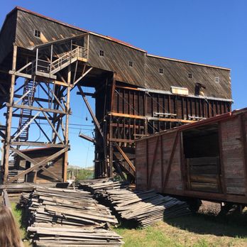 Round the Block Tours - Atlas Coal Mine - Tours Near Me - Calgary, Alberta