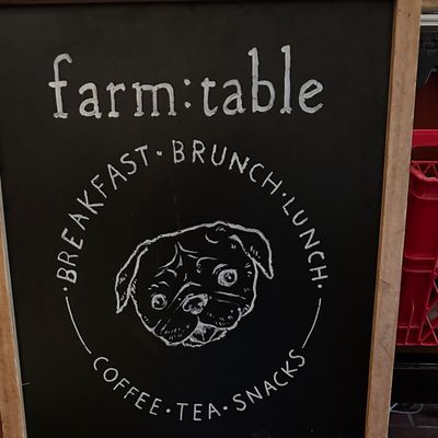 Farm : Table by null