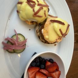 Fried green tomato benedict with fresh fruit Fried green tomato benedict with fresh fruit