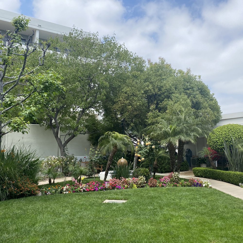 Villa Gardens - Retirement Homes Near Me - Pasadena, California Villa Gardens - Retirement Homes Near Me - Pasadena, California