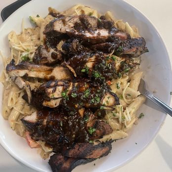 Bacchanal Junction - Jerk chicken Rasta Pasta - Bars Near Me - Bloomfield, New Jersey