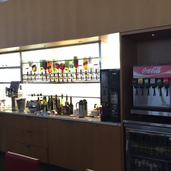 Air Canada Maple Leaf Lounge - Airport Lounges Near Me - Mississauga, Ontario Air Canada Maple Leaf Lounge - Airport Lounges Near Me - Mississauga, Ontario