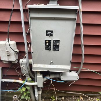 Arnett Home Solutions - Electricians Near Me - Xenia Ohio, Ohio Arnett Home Solutions - Electricians Near Me - Xenia Ohio, Ohio