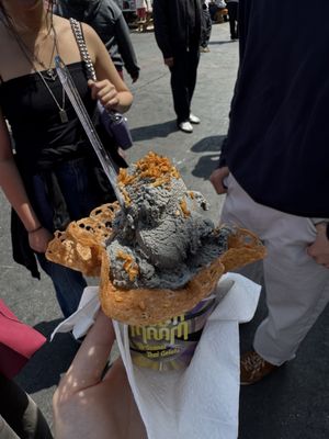 MOOM MAAM - Artisanal Thai Gelato by null
