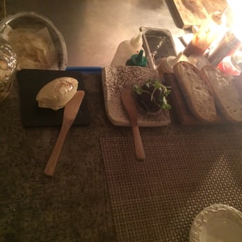 ALO'S - Chicken pate, homemade butter and breads. - French Near Me - Boulogne, C