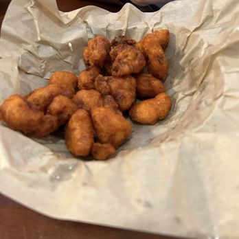 Springfield Ale House Delco - Buffalo cauliflower, tasted much better than it looked - American Near Me - Springfield, Pennsylvania