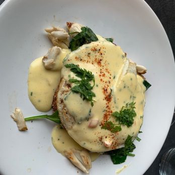 Faubourg Montclair - Crab eggs Benedict - French Near Me - Montclair, New Jersey Faubourg Montclair - Crab eggs Benedict - French Near Me - Montclair, New Jersey