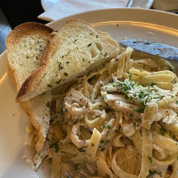 Go Italian - Fettuccini Alfredo - Italian Near Me - Kingston, Ontario Go Italian - Fettuccini Alfredo - Italian Near Me - Kingston, Ontario