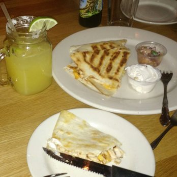 Buttero - Margarita, chicken quesadilla - New American Near Me - Bayonne, New Jersey Buttero - Margarita, chicken quesadilla - New American Near Me - Bayonne, New Jersey