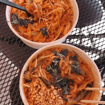 Mama Made - Pad Thai - Thai Near Me - San Diego, California Mama Made - Pad Thai - Thai Near Me - San Diego, California