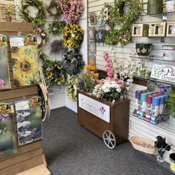 Palmyra Pharmacy & Gift Shop