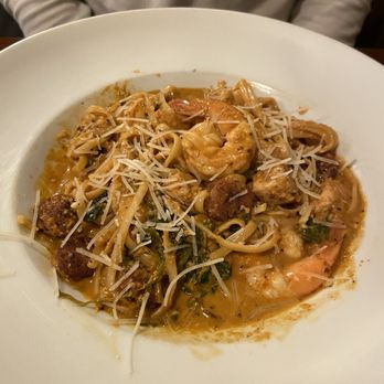 Pilothouse Restaurant - Shrimp and sausage linguini - New American Near Me - Sacramento, California