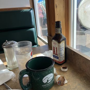 Patti's Kitchen - Coffee, A-1 sauce - American Near Me - Gold Hill, Oregon