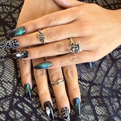 4G Nails - Halloween theme nails (Cat-eye Nail Polish and hand made designs)
