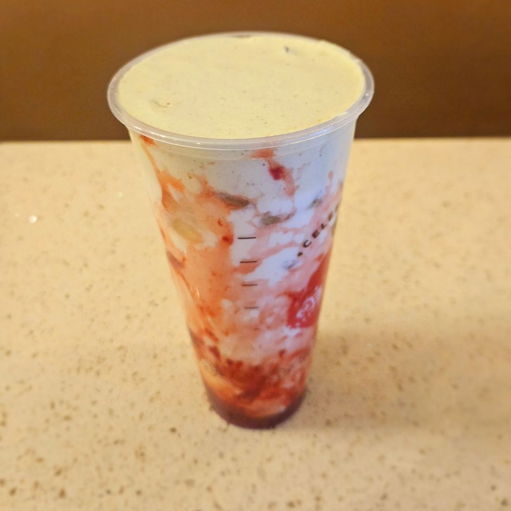 Meet Fresh - Pistachio Strawberry Fresh Milk drink - Desserts Near Me - Edison, New Jersey Meet Fresh - Pistachio Strawberry Fresh Milk drink - Desserts Near Me - Edison, New Jersey