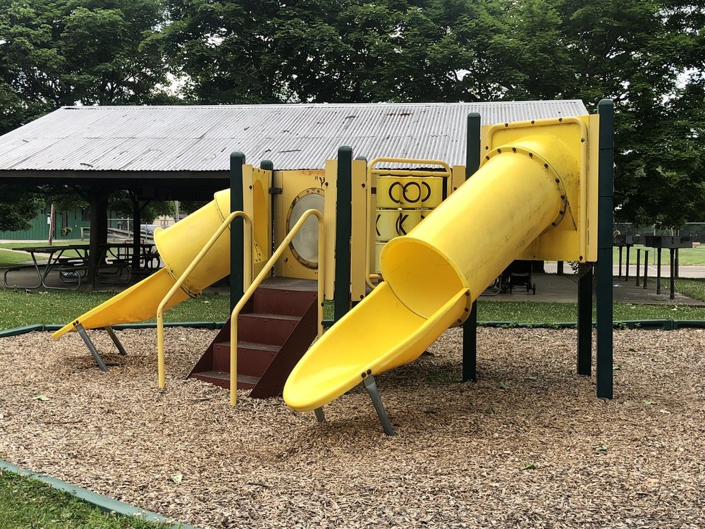 HIGHLAND PARK PLAYGROUND Updated August 2024 15 Photos Highland