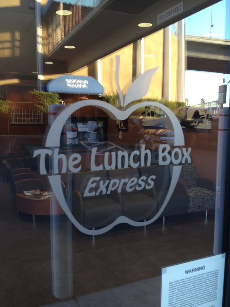 THE LUNCH BOX EXPRESS 8970 La Mesa Blvd, La Mesa, California New American Restaurant