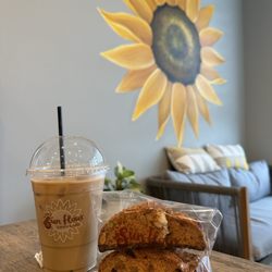 Sunflour Dessert & coffee - London fog, biscotti