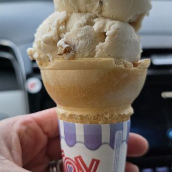 Frost Bite - A single scoop cone turned out to be two - Ice Cream & Frozen Yogurt Near Me - Avon, Indiana
