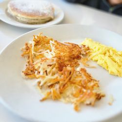 Eggsperts Cafe