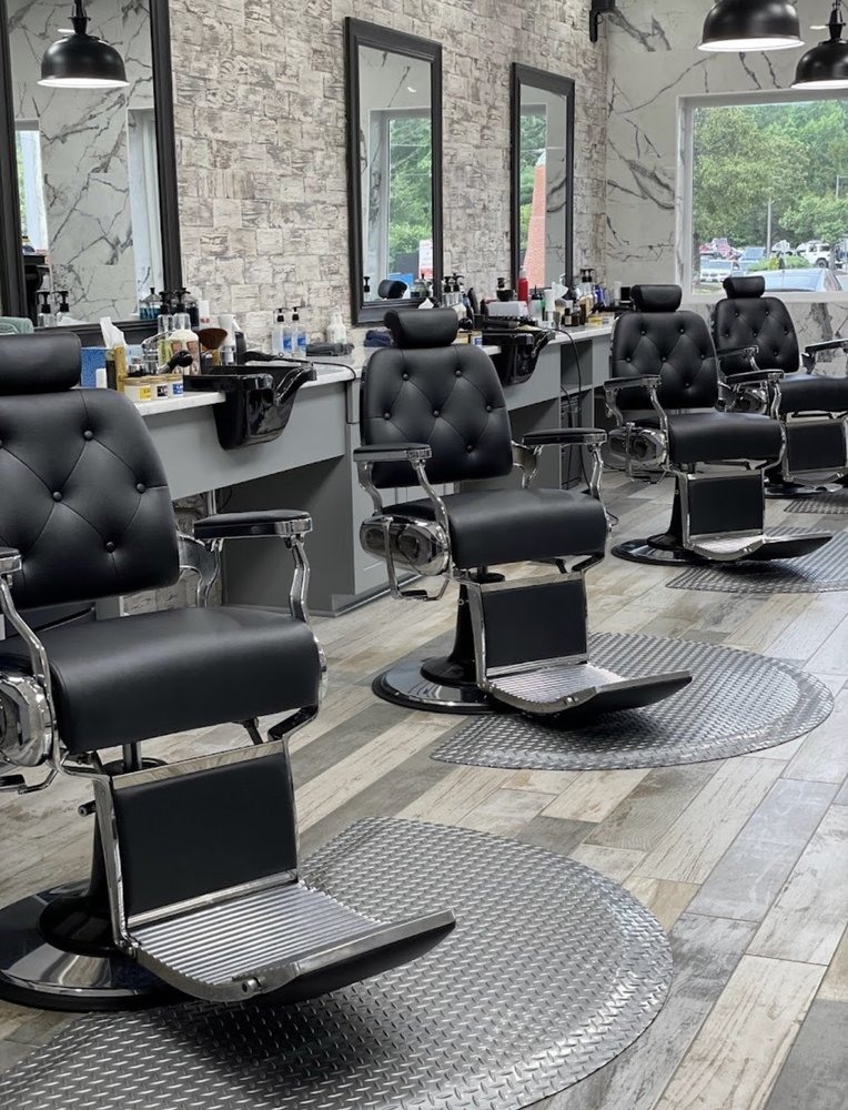 The Confident Barbershop Logo