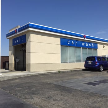 ampm - This Arco AM/PM location has an excellent automatic drive-thru carwash. - Convenience Stores Near Me - Rosamond, California