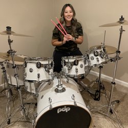 Drum Sync Academy - DSA Drummer H.L. is rock'n her new drum set from Drum Sync Academy Shop!